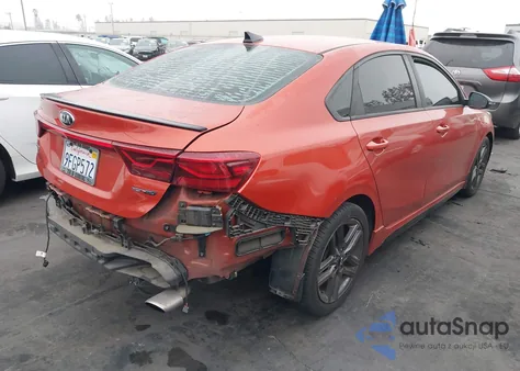 2020 Kia Forte Gt-Line z USA, uszkodzony, nr VIN 3KPF34AD6LE167730